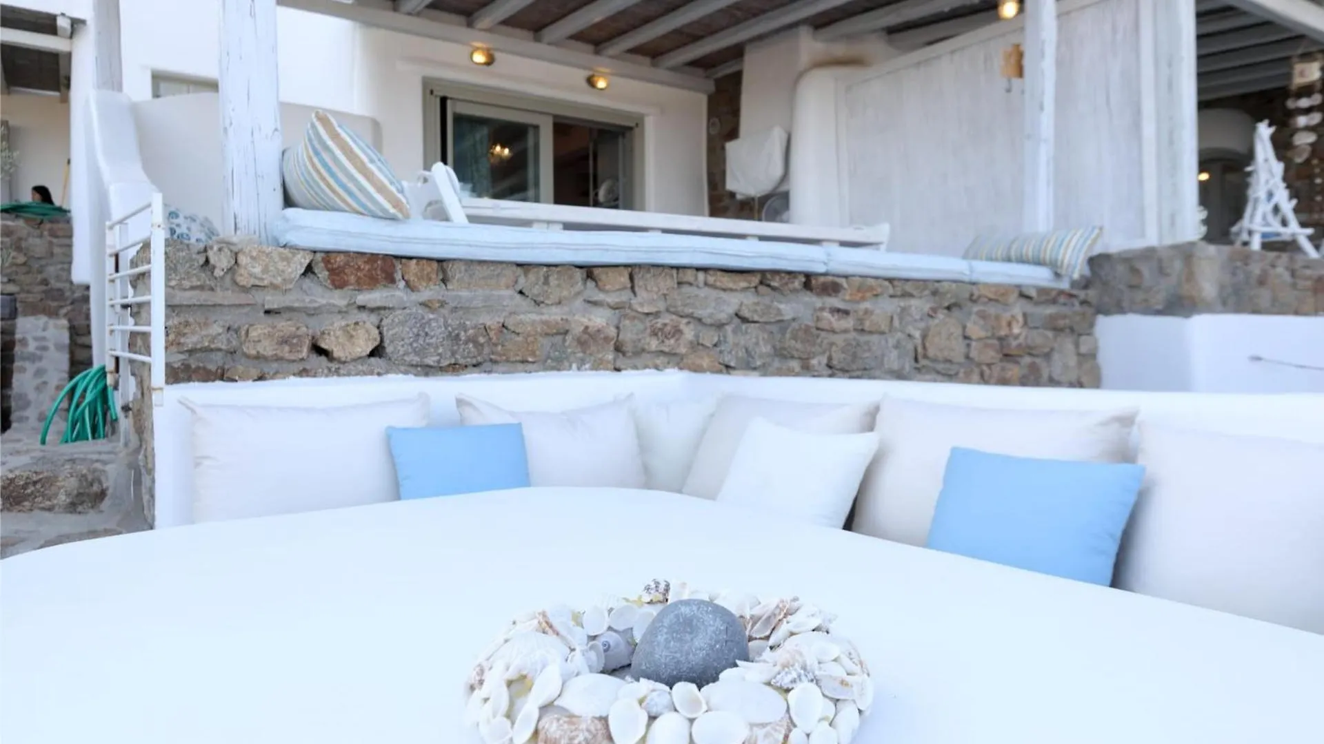 Contacts de Magnificent Mykonos Apartment Apartment Nexus 2 Bedrooms Private Terrace With Jacuzzi Outdoor Dining Area Bbq Kalafatis
