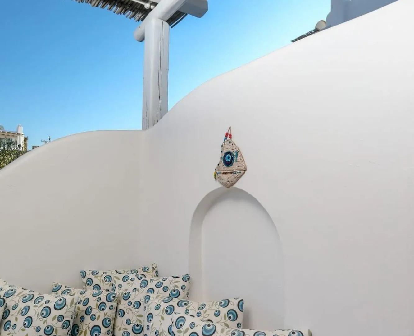 Magnificent Mykonos Apartment Apartment Nexus 2 Bedrooms Private Terrace With Jacuzzi Outdoor Dining Area Bbq Kalafatis