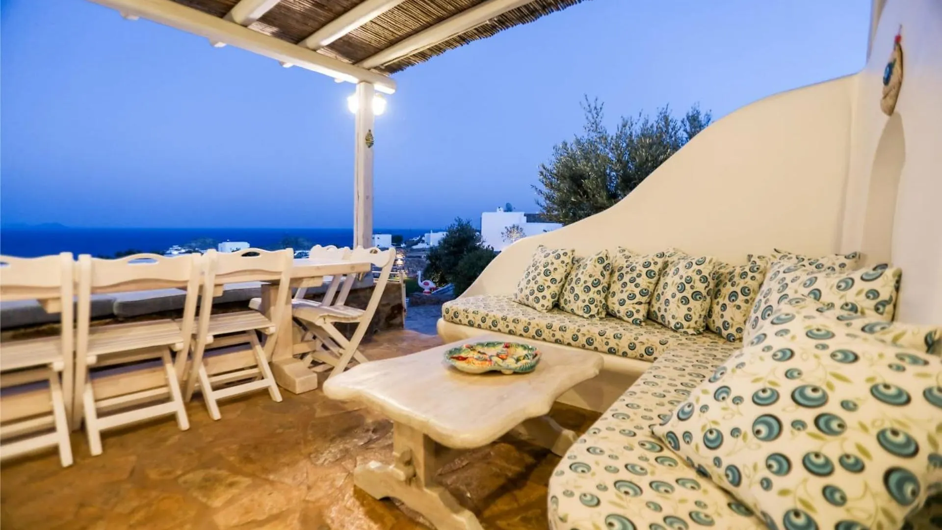 Magnificent Mykonos Apartment Apartment Nexus 2 Bedrooms Private Terrace With Jacuzzi Outdoor Dining Area Bbq Kalafatis