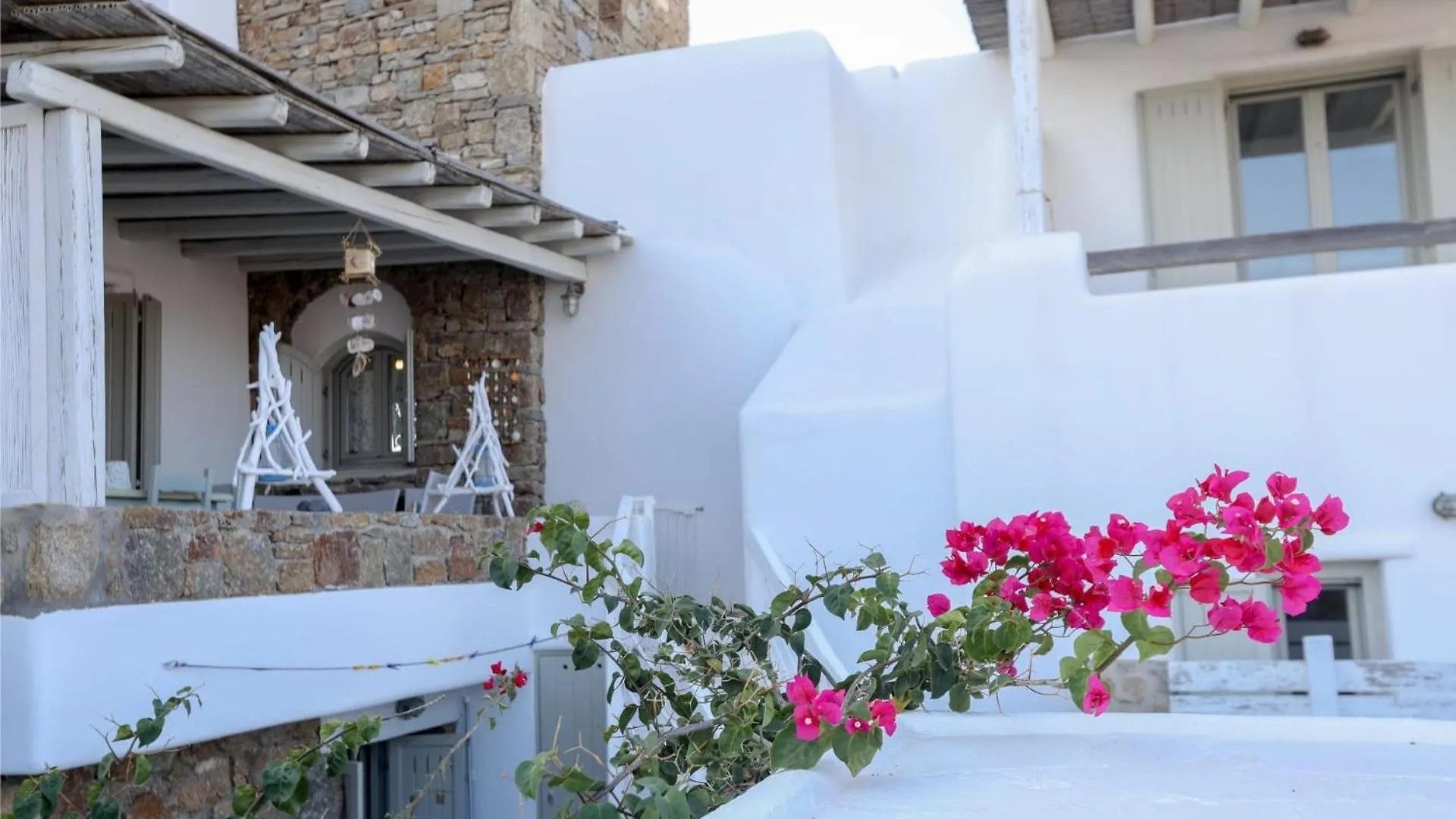 Magnificent Mykonos Apartment Apartment Nexus 2 Bedrooms Private Terrace With Jacuzzi Outdoor Dining Area Bbq Kalafatis