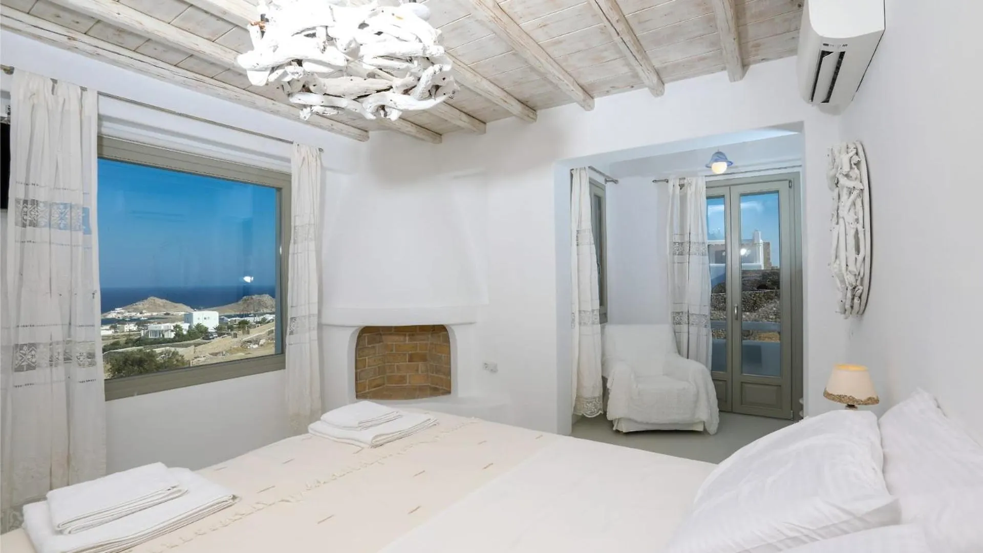 Magnificent Mykonos Apartment Apartment Nexus 2 Bedrooms Private Terrace With Jacuzzi Outdoor Dining Area Bbq Kalafatis
