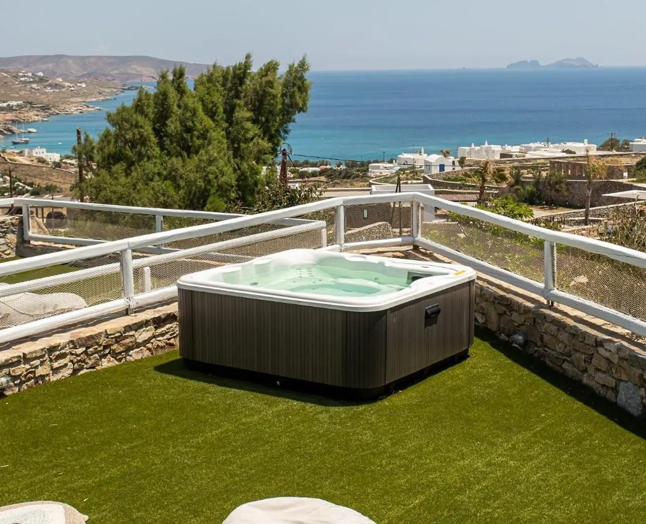 Magnificent Mykonos Apartment Apartment Nexus 2 Bedrooms Private Terrace With Jacuzzi Outdoor Dining Area Bbq Kalafatis