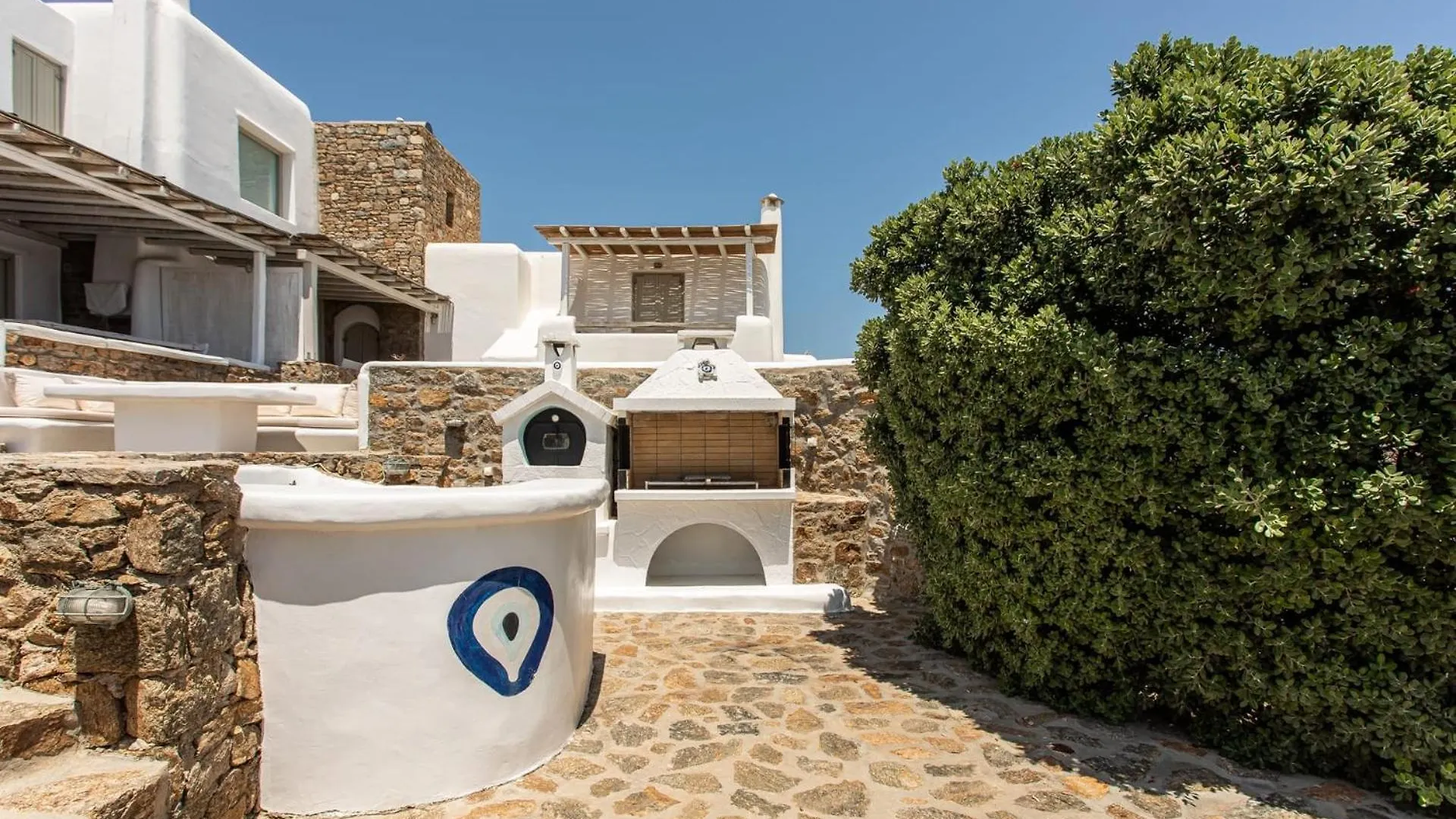 Magnificent Mykonos Apartment Apartment Nexus 2 Bedrooms Private Terrace With Jacuzzi Outdoor Dining Area Bbq Kalafatis Grèce