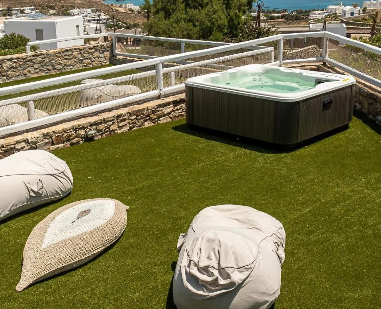 Magnificent Mykonos Apartment Apartment Nexus 2 Bedrooms Private Terrace With Jacuzzi Outdoor Dining Area Bbq Kalafatis